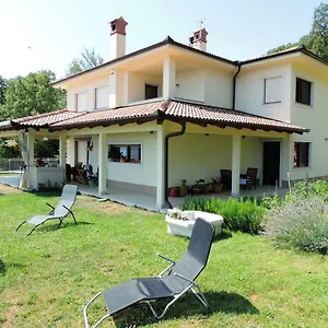Vendégház Lina, Lovran
